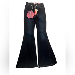 Vibe & Rant Must Have High Rise Flare Jeans - size 7, although more like a 5